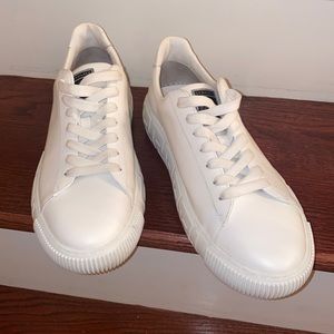 GRECA SNEAKERS